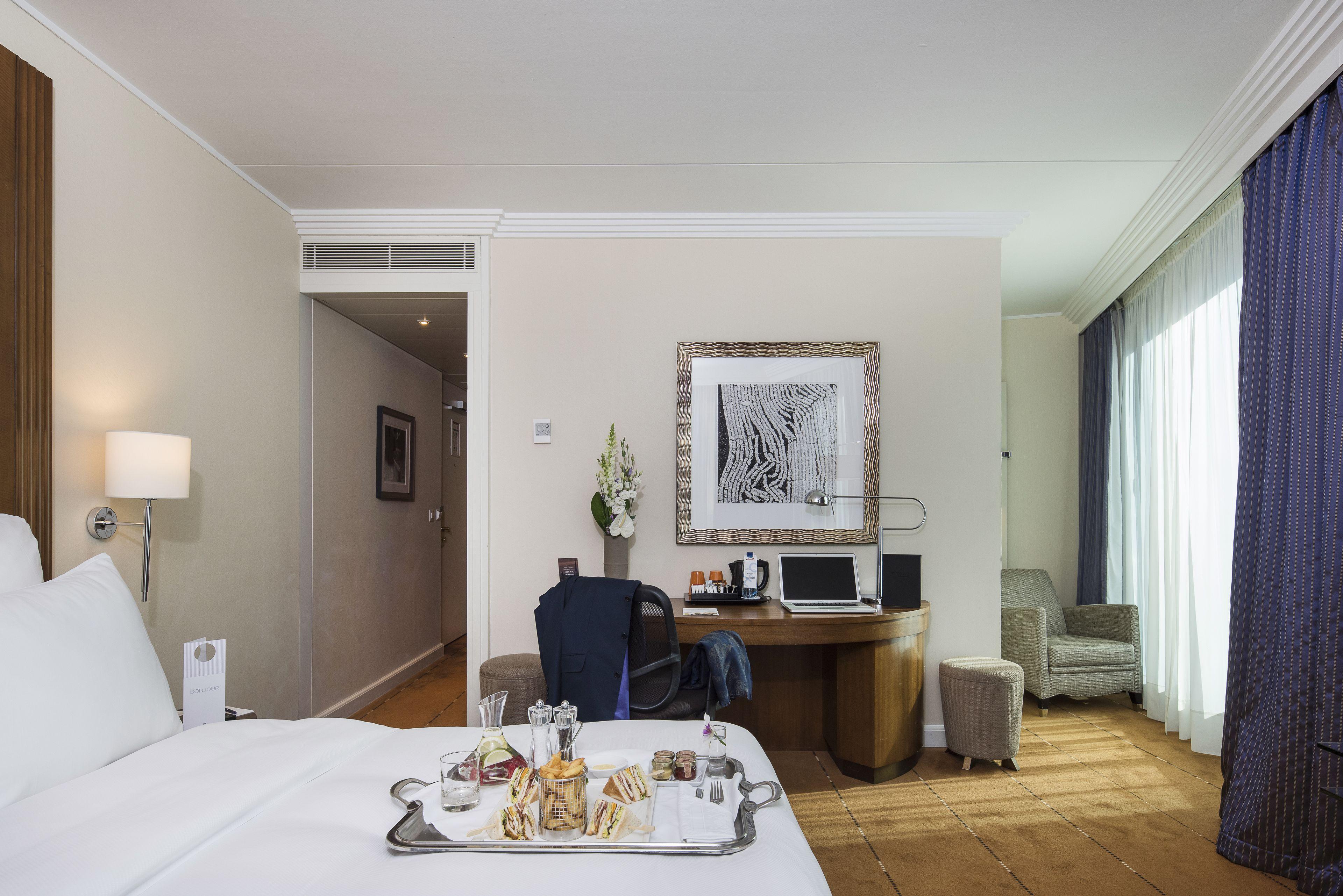 Warwick Hotel