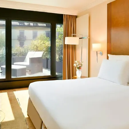 Hotel Warwick