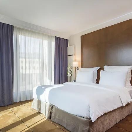 Hotel Warwick